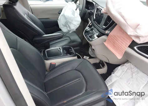 2024 Chrysler Pacifica Touring L z USA, uszkodzony, nr VIN 2C4RC1BG6RR143536